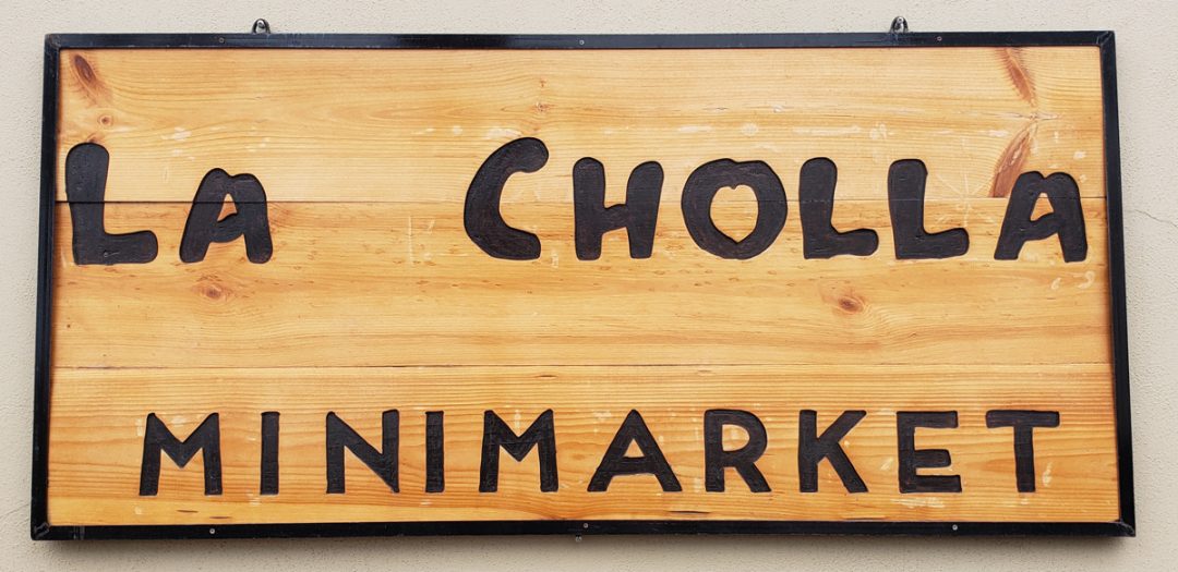 La Cholla Minimarket And Deli